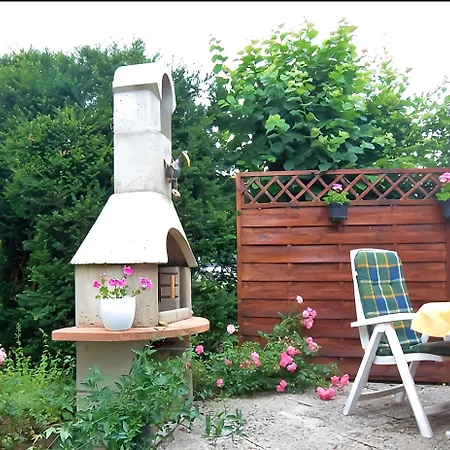 2 Διαμέρισμα *